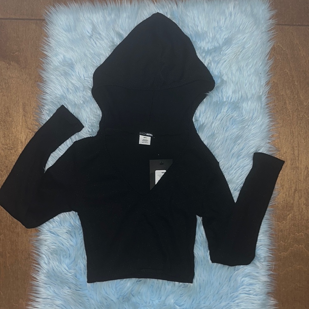 Fashion Nova Wanderlust Cropped Hoodie